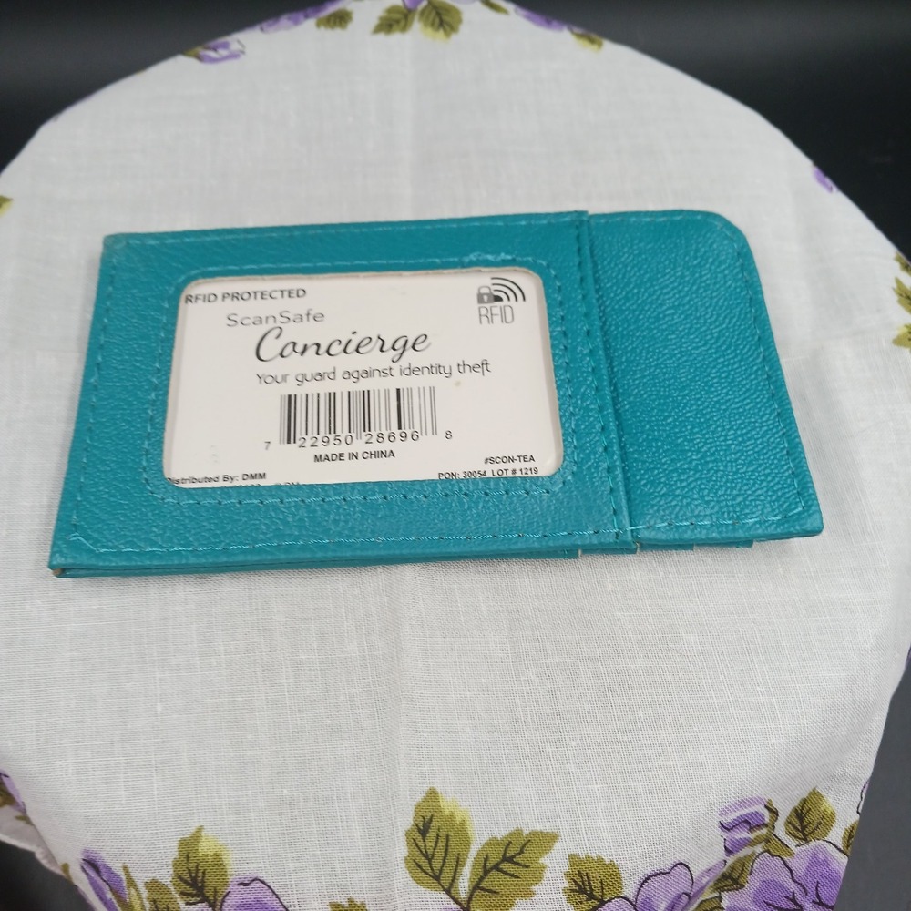 Scan Safe Concierge Card Case RFID Protected - Holds 5 cards - Teal New